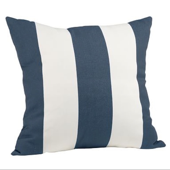 New Pottery Barn Classic Striped Indoor/Outdoor Pillow, NWT Blue Stripe Pillow - Picture 1 of 4